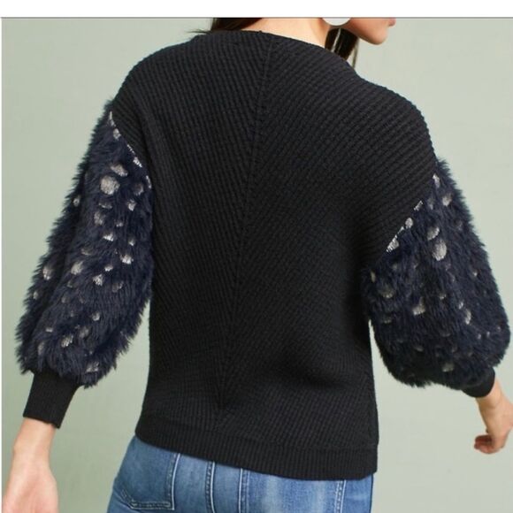 Knitted & Knotted NEW Faux Fur Sleeve Sweater Size M Black Animal Print - Picture 2 of 14